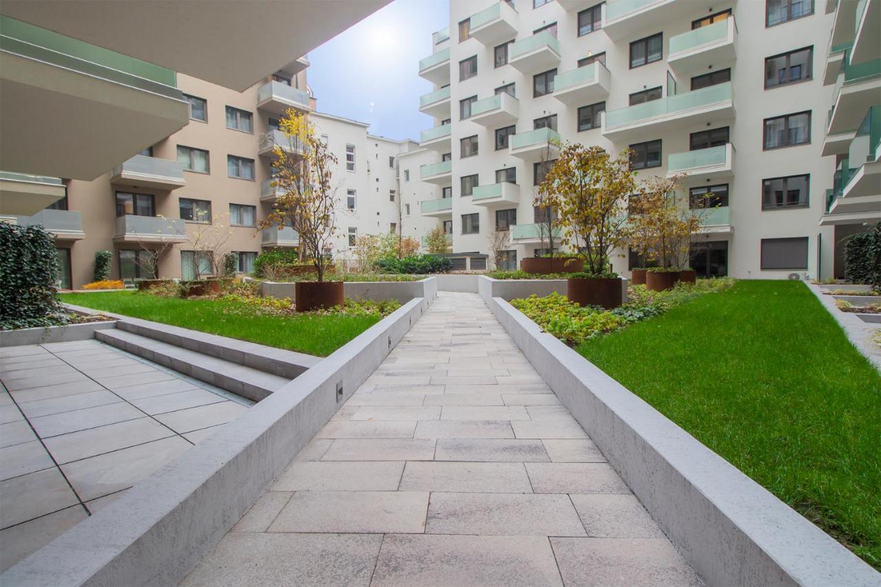 Corvin Modern Suite 布达佩斯 外观 照片