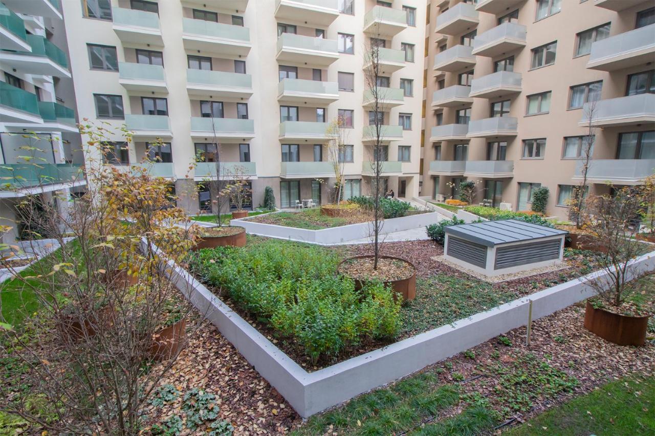 Corvin Modern Suite 布达佩斯 外观 照片